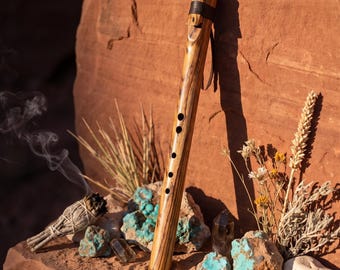 Handcrafted Tigerwood F# Flute – Minor Pentatonic Scale, 432 Hz Tuned