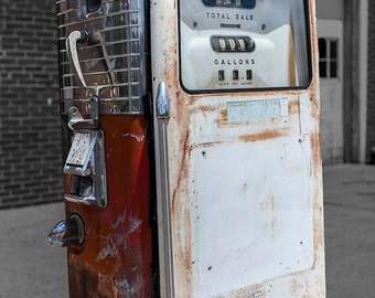 Old gas pump in Nebraska photo picture fine art metal print