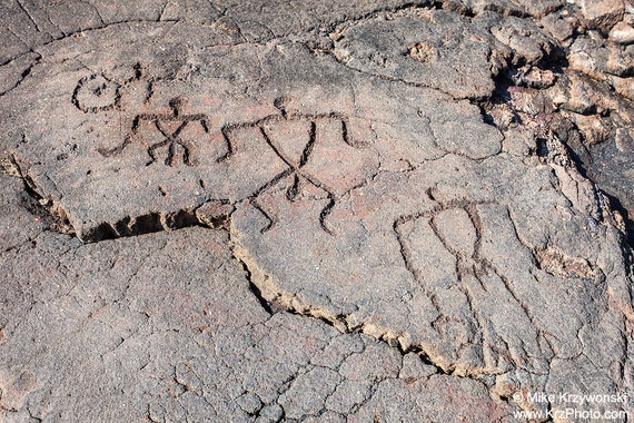 Hawaiian Petroglyphs on the Big Island of Hawaii Photo Picture Fine Art  Metal Print - Etsy