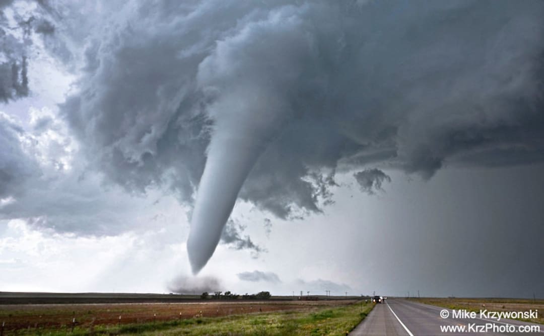 その他 XNET Tornado Incredible Tornado Touches Down in Campo, CO Photo Picture Fine