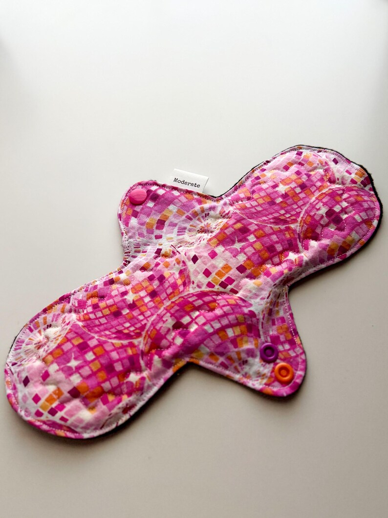 Reusable Cloth Menstrual Pad | Washable Period Pad | Disco Pink bild 1