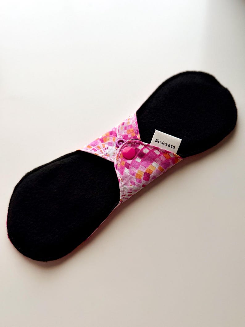 Reusable Cloth Menstrual Pad | Washable Period Pad | Disco Pink bild 4