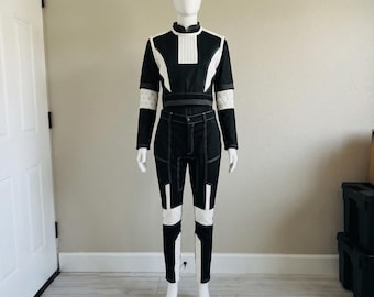 Bo-Katan Kryze Black Cosplay Costume - Season 3 Mandalorian Flight Suit - Star Wars Inspired Nite Owl Under Armor - Custom Beskar Base Suit