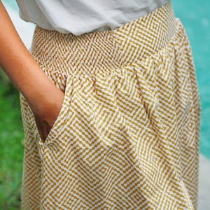 Yellow midi skirt, mustard skirt, high waist midi skirt, midi skirt with pockets, fashion skirt, elegant skirt, stretch skirt, fitted skirt