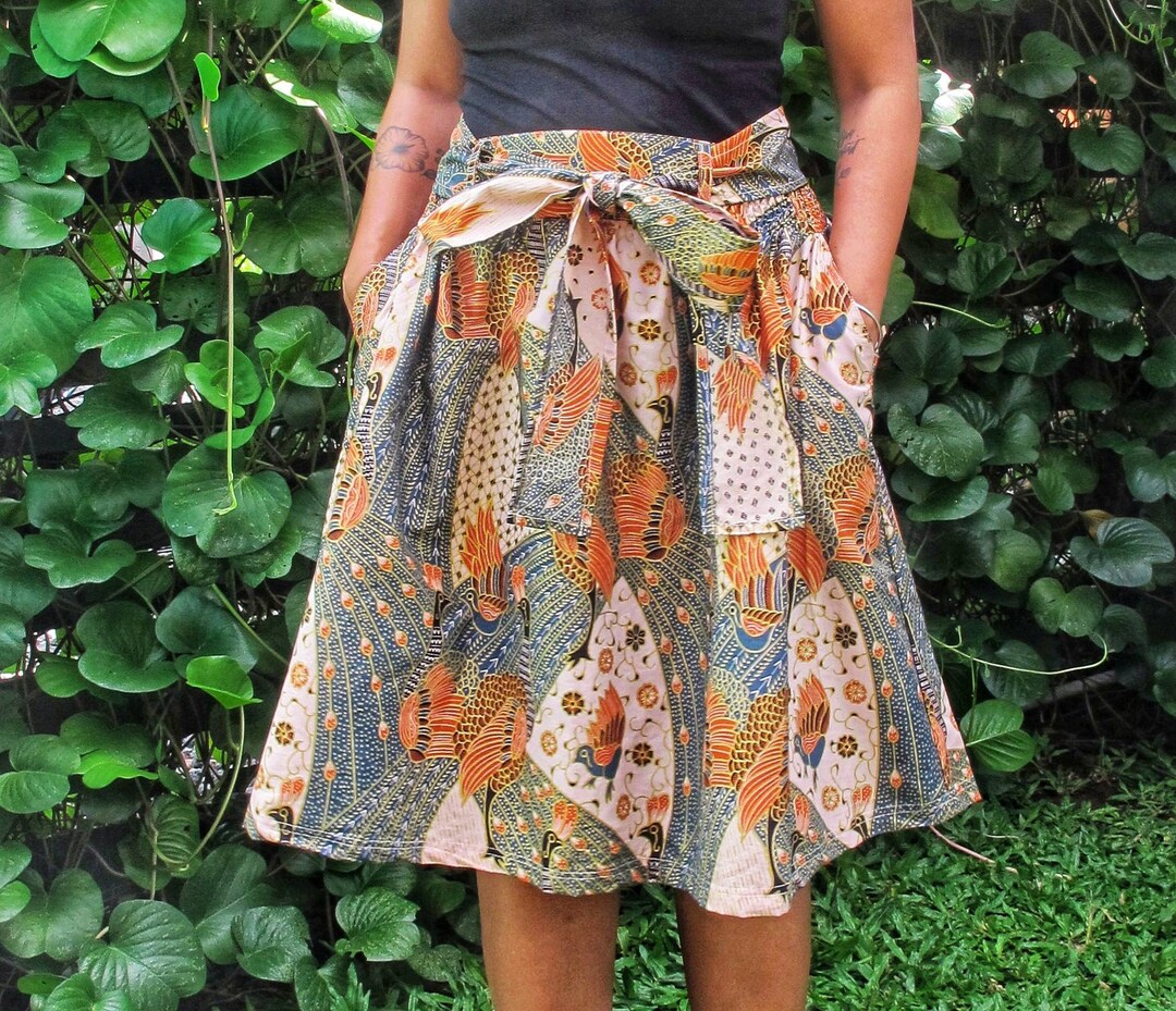 【BAON】Motoni Belt Pintuck Long Skirt Batik Skirt, Skirt With Belt, High Waist Long Skirt, Peacock