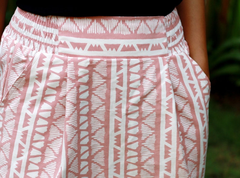 White mini skirt with pockets, ikat skirt, sexy party skirt, beach cover up skirt,Aztec skirt,cute skirt, pleated mini skirt, flexible skirt image 9