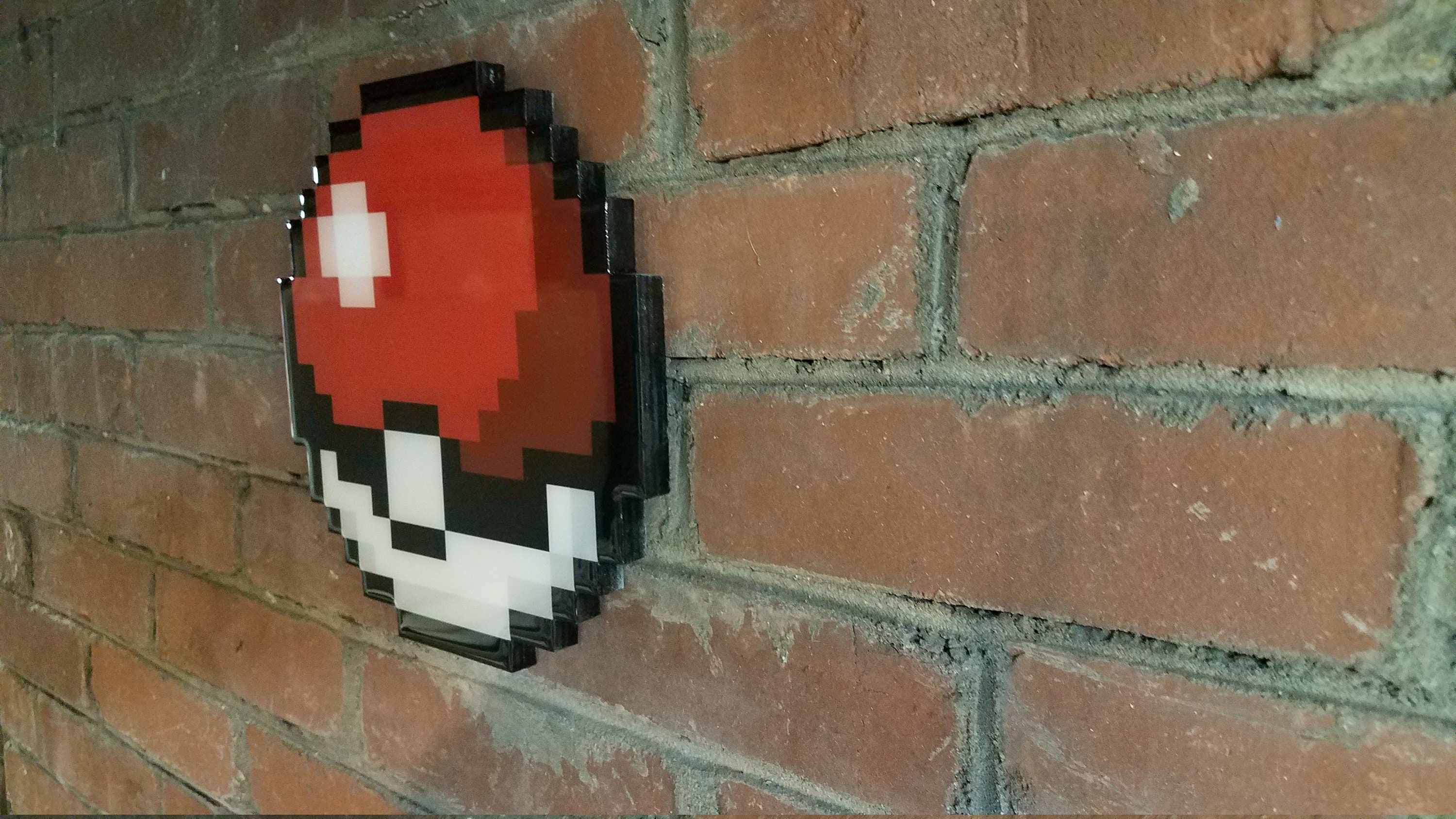 Poke Ball Pixel Art – BRIK