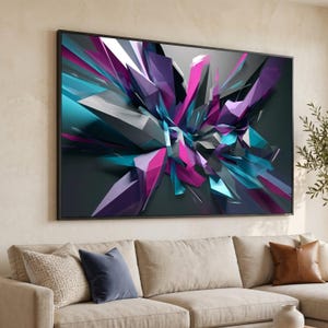 Puede incluir: Una pieza de arte mural rectangular que presenta una composición abstracta dinámica de fragmentos geométricos afilados similares a cristales en tonos vibrantes de magenta, cian, morado y gris oscuro, dentro de un marco fino y oscuro.