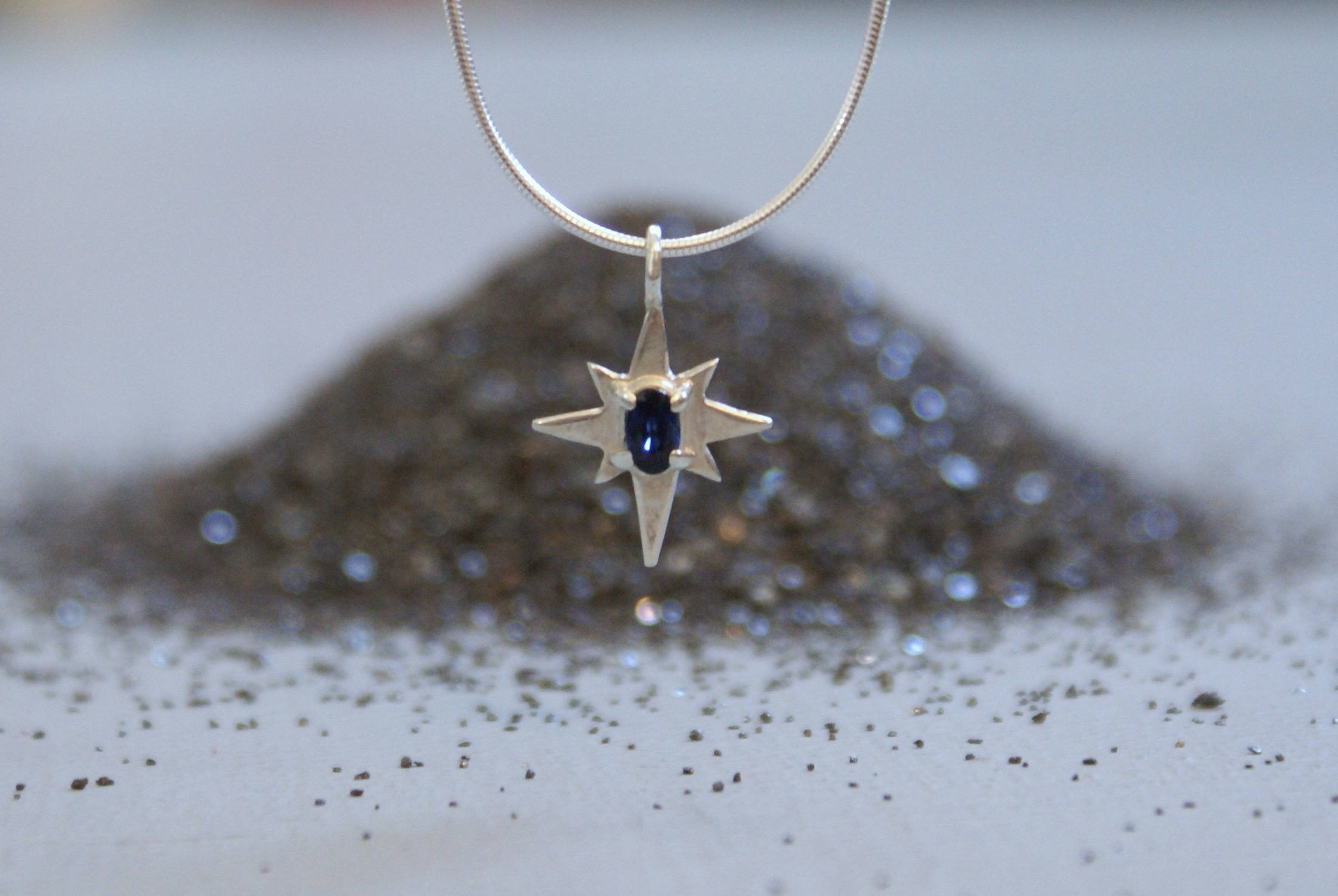 design my own pendant
