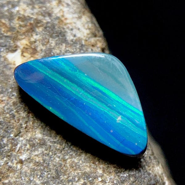Solid Australian Opal Cabochon | Coober Pedy White Opal, Rainbow Fire (14x7x4MM)