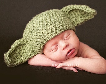 Green baby, crocheted hat, Alien hat, newborn photo, Halloween costume, baby, shower gift