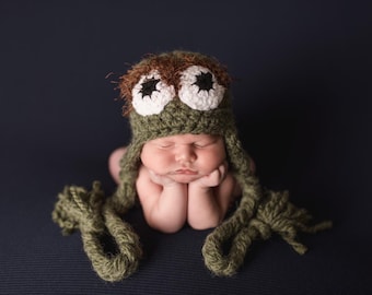 Monster, crocheted hat, photography, prop, Halloween costume, baby, shower gift