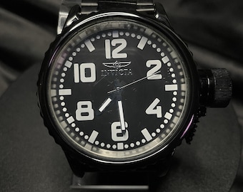 Reloj analógico de cuarzo Invicta 1936 para hombre, 47 mm, acero inoxidable negro, 50 m de resistencia al agua.