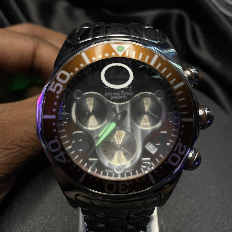 Reloj Invicta Lupah 5205 para hombre, cronógrafo, cuarzo suizo, 200 m, acero inoxidable. imagen 2