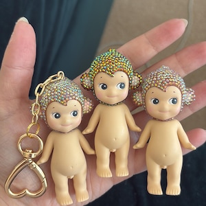 Bedazzled ängelfigur med son | kawaii-figur prydnadsdocka | trendig nyckelringsask bild 5