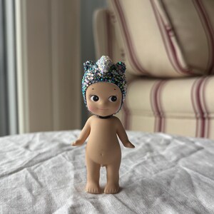 Bedazzled ängelfigur med son | kawaii-figur prydnadsdocka | trendig nyckelringsask bild 8