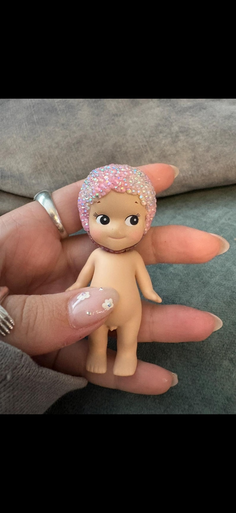 Bedazzled ängelfigur med son | kawaii-figur prydnadsdocka | trendig nyckelringsask bild 3