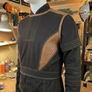 Starwars-inspirerad Bo-Katan svart cosplay-kostym - Mandalorian flygdräkt - handgjord Beskar-rustning bild 2