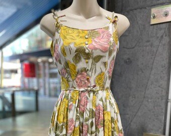 1950s Cabbage Rose Print Cotton Fit & Flare Sundress - W: 24"