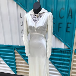 Ooak 1930s Ivory Silk Satin Gown L/S - Size XS 25&quot; Waist
