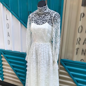 Vintage 1970s White Lace L/S Maxi Dress - Prairie SZ Xs