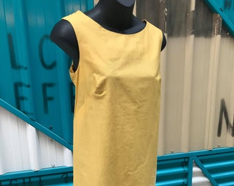 millie bobby brown golden globes dress Zimmermann White and Yellow Pineapple Print Linen Dress – Loop Generation main image 0