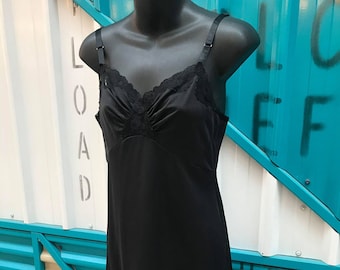 Vintage "Shadowline" Negro Slip/Nightgown con ribete de encaje