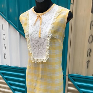 1960s Yellow Plaid Shift Dress with Lace Bib - Size M