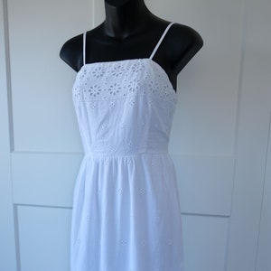Vintage White Cotton Dress with Broderie Anglaise Detail - Size S/M