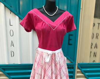 1940s "Junior Fashions by Carole King" Pink Plaid Cotton Dress - 25" Waist