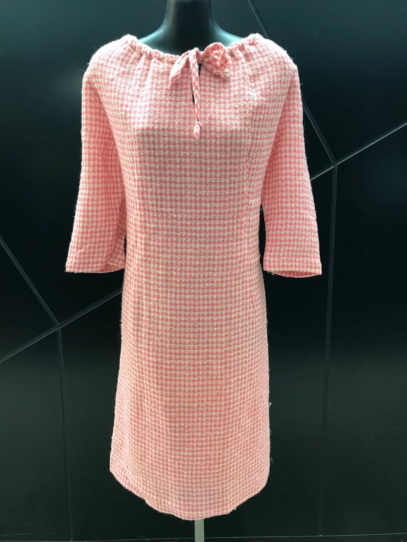1960s L/S Mod Wool Sheath Dress - Pink/Cream Ging… - image 2