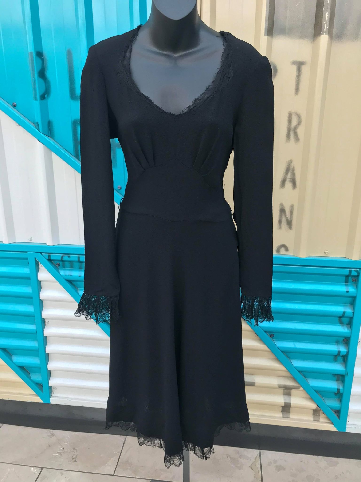 Rare 1930s Black L/S Crepe Cocktail Dress With Delicate Lace Trim ...