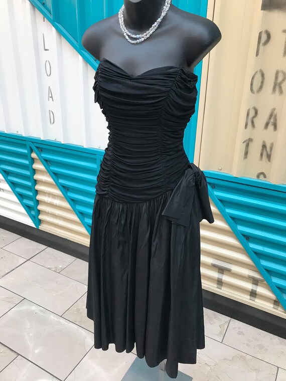 1940s Black Wool Jersey & Taffeta Strapless Dress