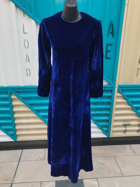 1960s L/S Midnight Blue Velvet Maxi Gown/Dress - … - image 2