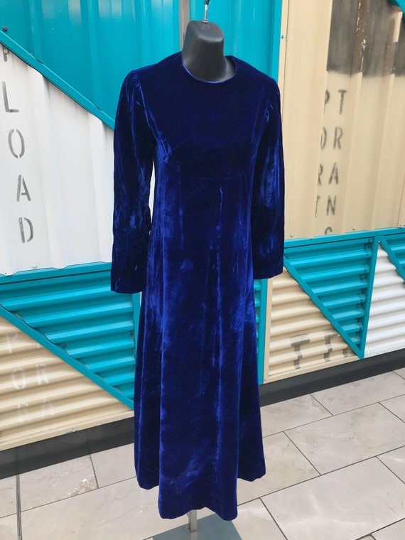 1960s Midnight Blue Velvet Dress