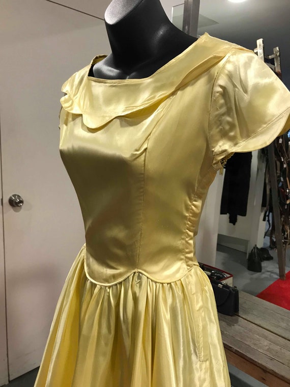 1940/50s Yellow Silk Party Dress -Full Skirt