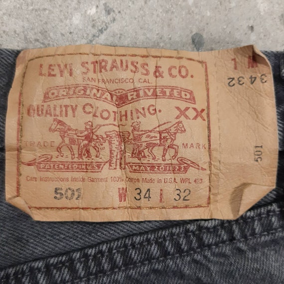Vintage Levi's 501 Black Denim Shorts Made in U.S… - image 4