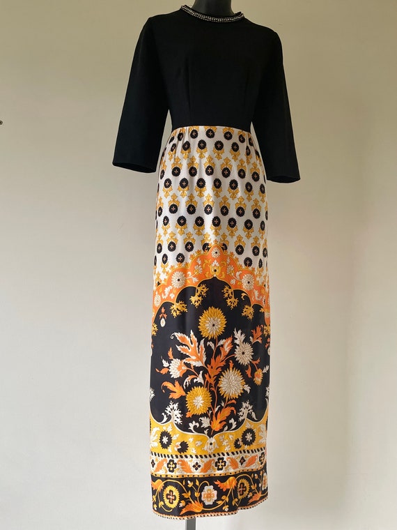 1970s 'Amy Adams Knits' Maxi Dress w/ Black Bodic… - image 3