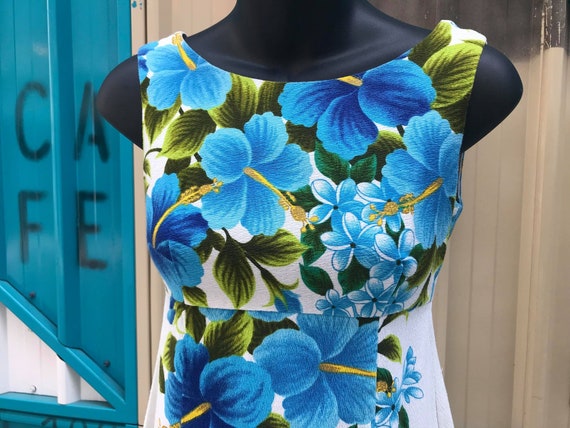 1960s "Ui-Maikai" Hawaiian Barkcloth Dress. Blue … - image 4