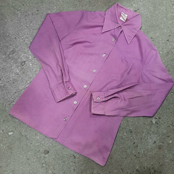 Vintage 1970s Women's Lavender Button Up Shirt wi… - image 2