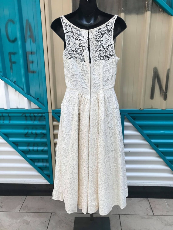 1950s White Lace Dress - 27" Waist - image 6