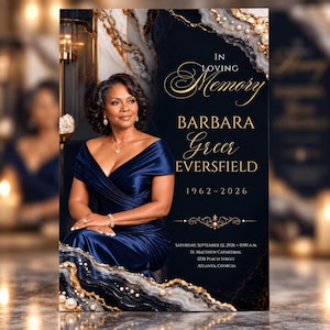 Pode incluir: Um programa funerário com o retrato de uma mulher em um vestido azul-marinho. O texto diz: IN LOVING MEMORY, BARBARA GREER EVERSFIELD, 1962-2026, SATURDAY, SEPTEMBER 12, 2026, 11:00 A.M., ST. MATTHEW CATHEDRAL, 1234 PEACH STREET, ATLANTA, GEORGIA.