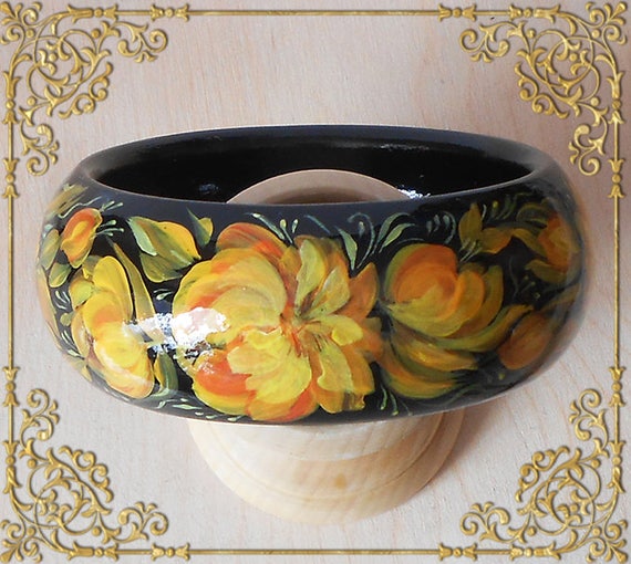 Hand painted  Bracelet  Wooden Bracelet Russian folk style Wooden Bangle .Made to Order.
