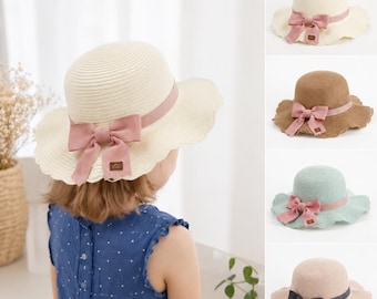 Cappello di paglia estivo per bambini con fiocco, cappello da sole da spiaggia per bambine, cappello a tesa larga per la protezione solare, accessorio da viaggio per vacanze per bambini piccoli