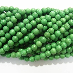 One Strand (62) Dyed Magnesite Bright Kelly Green Gemstone Round  Beads 7mm - US SELLER