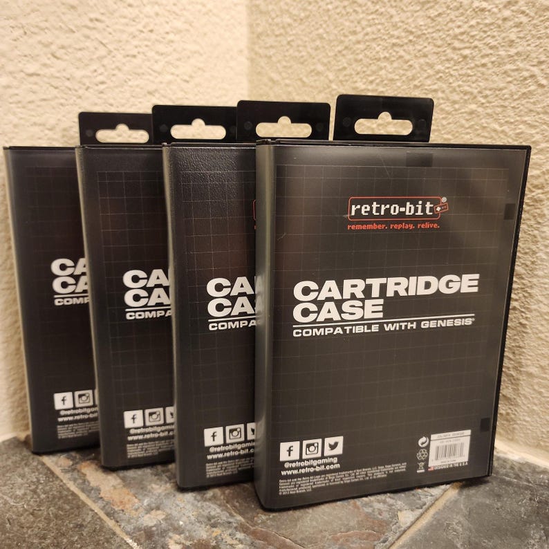 Genesis vervangende cartridgehouder [set van 4] (NIEUW) - Retro-bit - Sega afbeelding 1