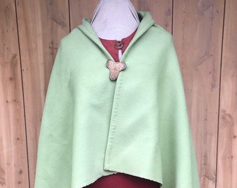 Viking Cloak~ Green Wool Cloak~ Square Cloak~ Norse, Anglo Saxon Cloak~ Valkyrie Style or Medieval cloak.