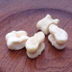 Viking Gambling Bones~ Deer Astragalus Talus Knuckle Bones ~ Divination Bones~ Norse Viking Gambling Set ~Viking Games~ Bone Jacks image 4