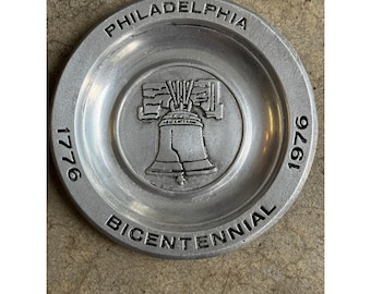 Vintage Pewtarex Philadelphia Bicentennial Liberty Bell 6" Plate 1776-1976 Metal