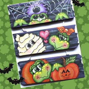 Halloween Frog Ornaments